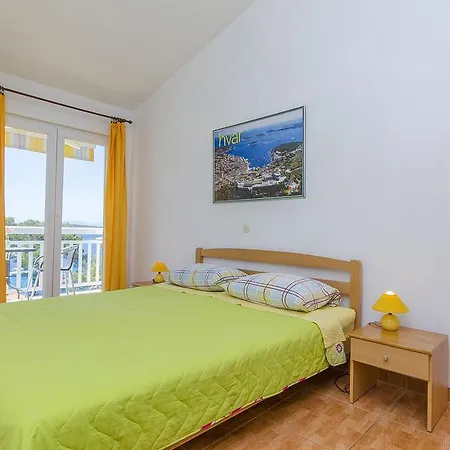 Milena 3* Hvar Town